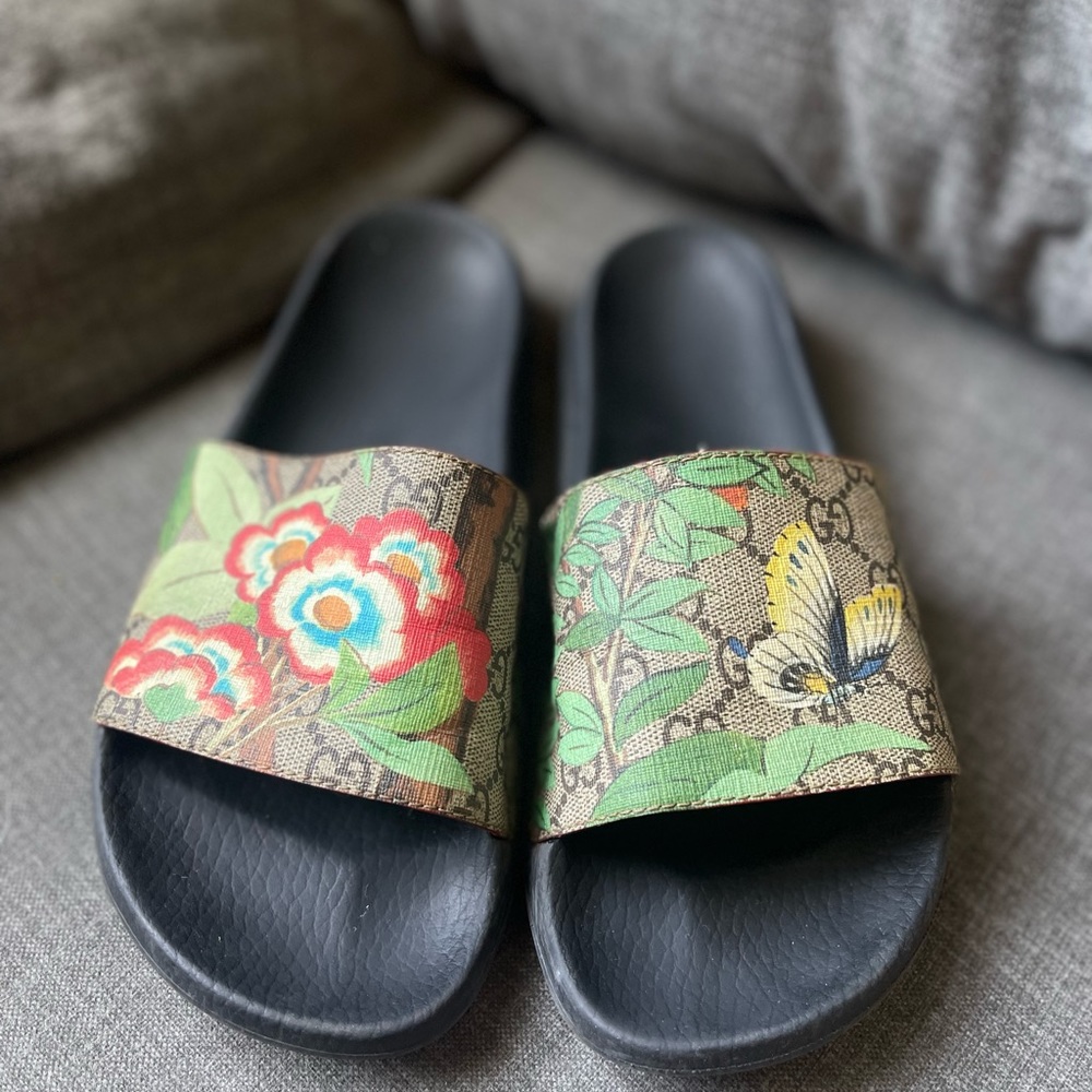 Gucci women’s slides